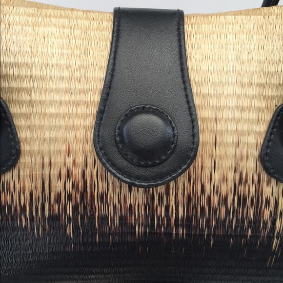 Ombre Black & Creme Handbag - Picture 2 of 8